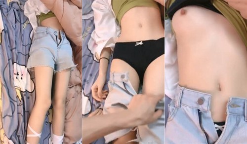 64323-校花级小妹妹 超极品白嫩身材 诱人小白兔晃动惹人眼 蜜桃小屁股小小年纪就活生生捅成了爸爸的形状.jpg